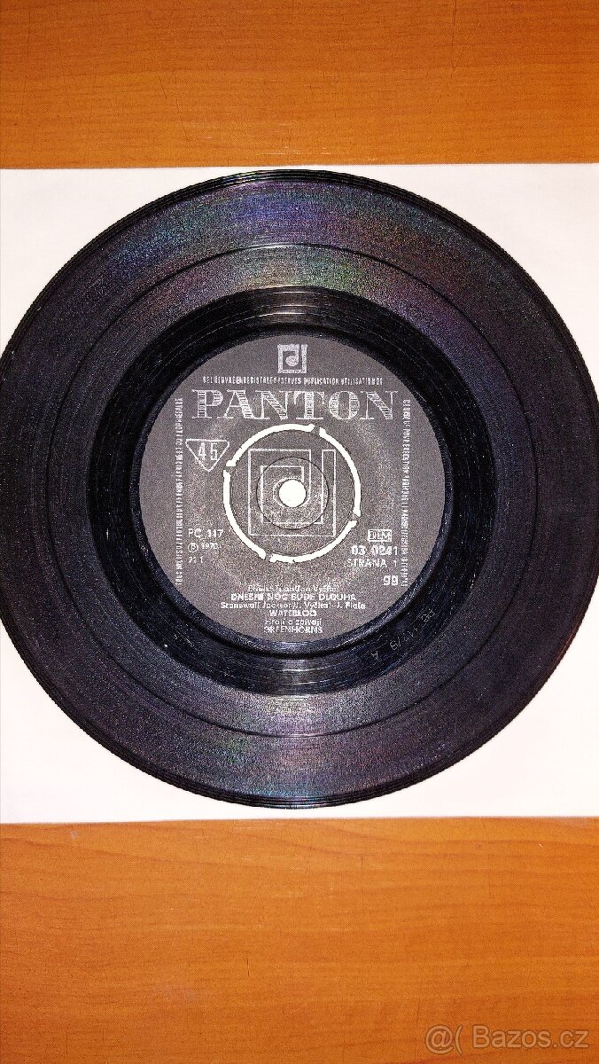 TŘI MALÉ 45 TRAMPSKÉ LP DESKY - 3