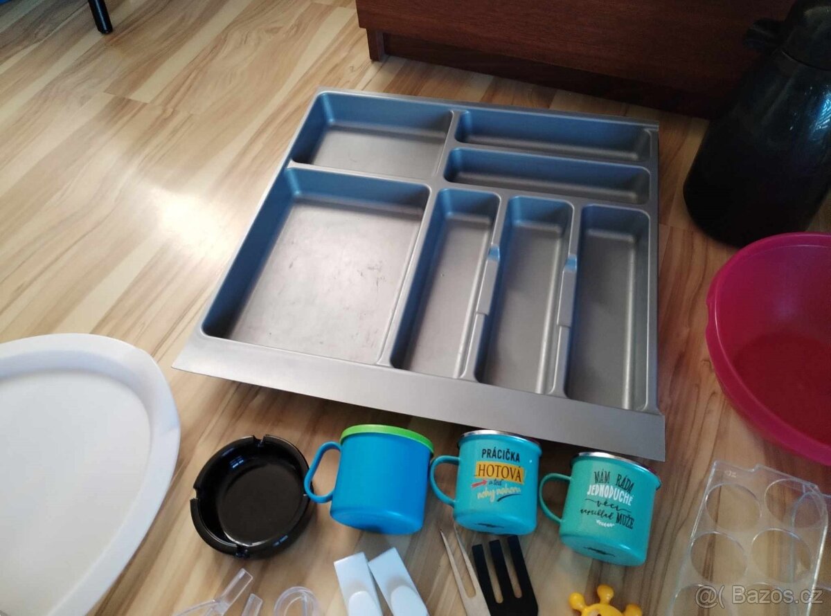 Set nádobí a potřeb do kuchyně a do domácnosti - 3