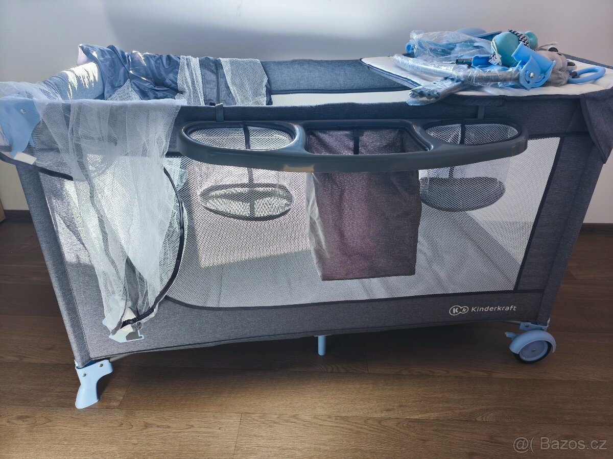 Cestovní postýlka - 3
