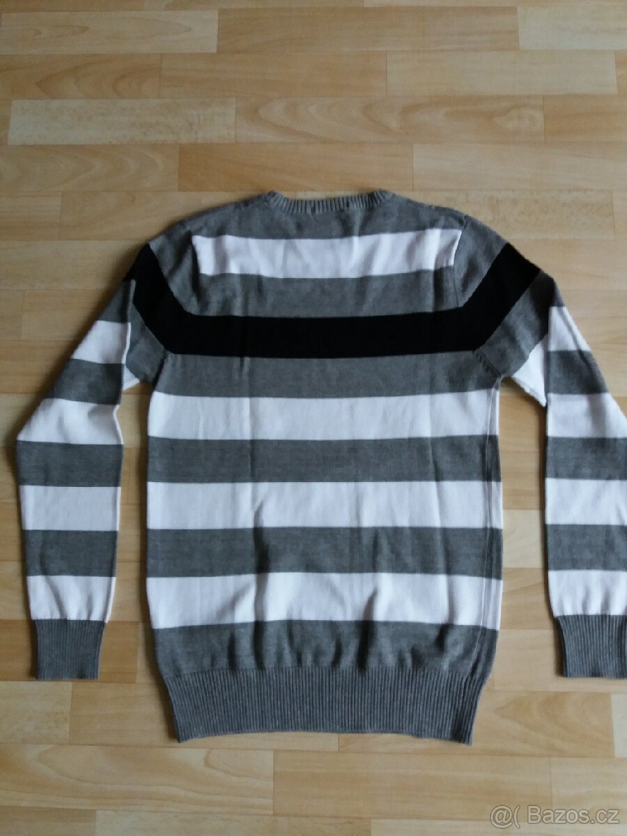 Dětský svetr, vel. XS. - 3