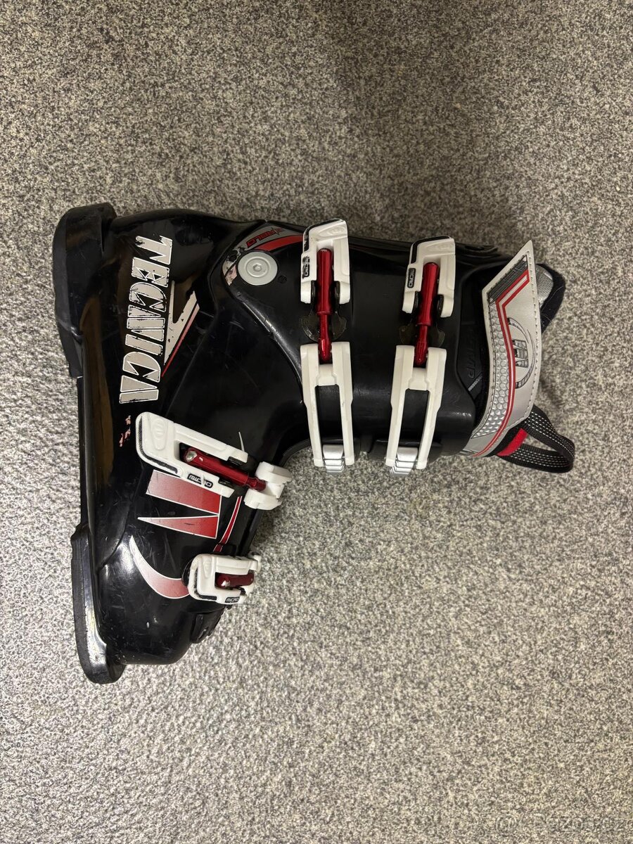 Lyže 120 + hůlky 95 + lyžáky 21,5 - 3