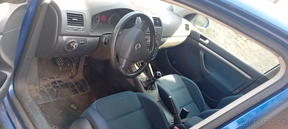 Prodám veškéré díly z totoho vozu VW Golf 1,6 fsi 85kw 2005 - 3