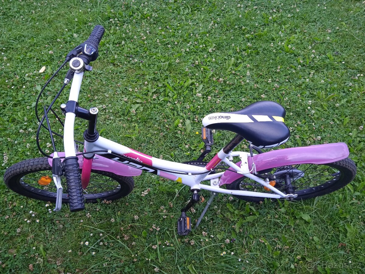 Krásné dívčí kolo 20" i s helmou - 3