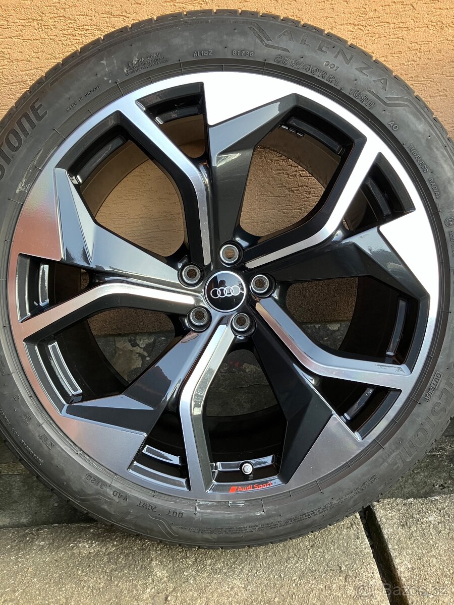 Letní sada Audi Q8 E-Tron - 3