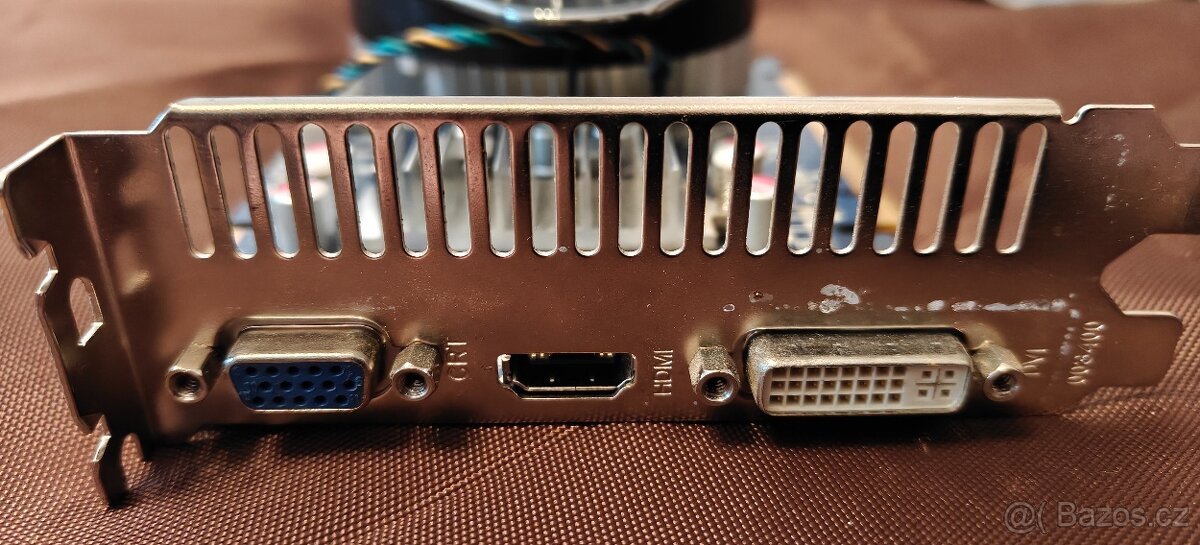 Funkční SAPPHIRE ATI RADEON 4850 1GB GDDR3 - 3