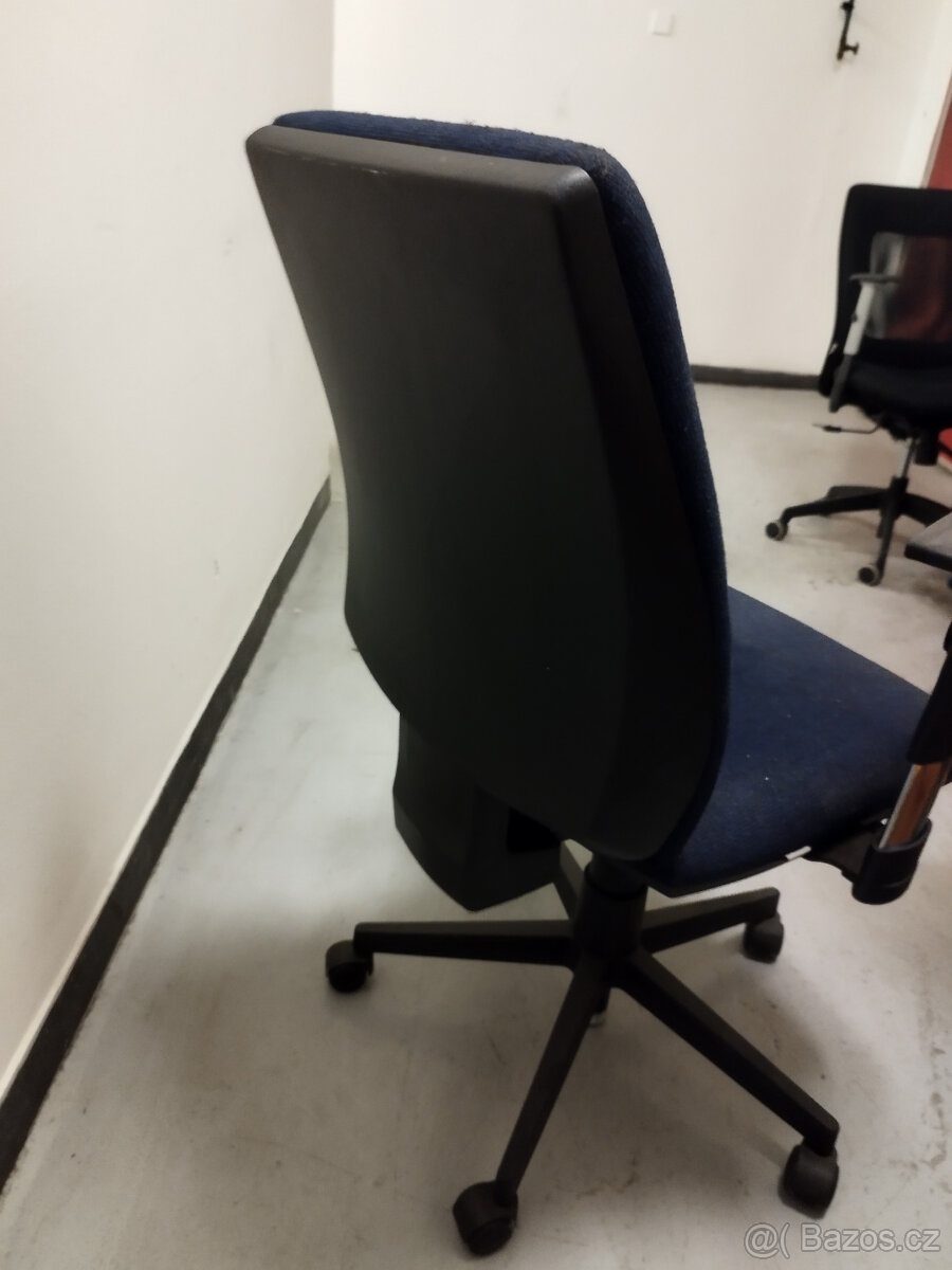 Kancelářská židle - 3