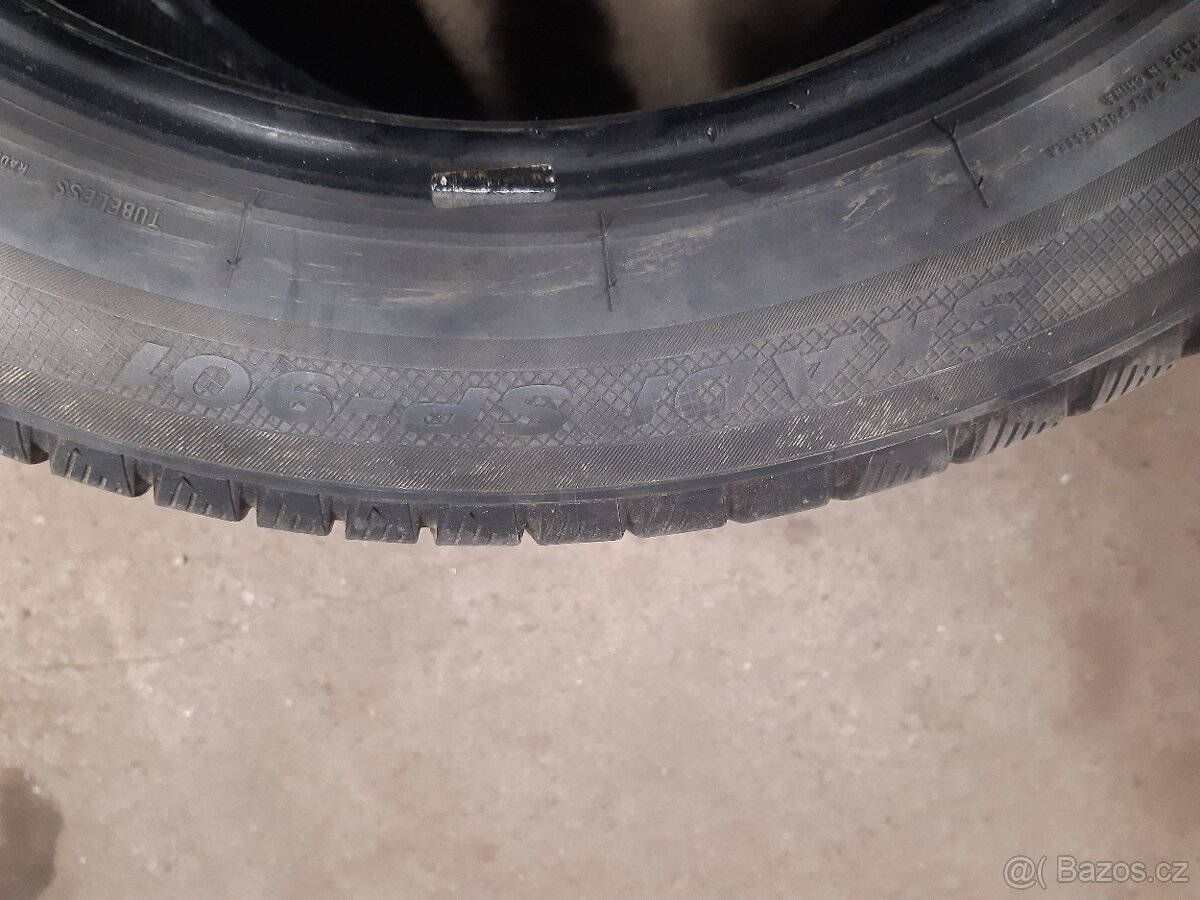 225/55R18 - 3