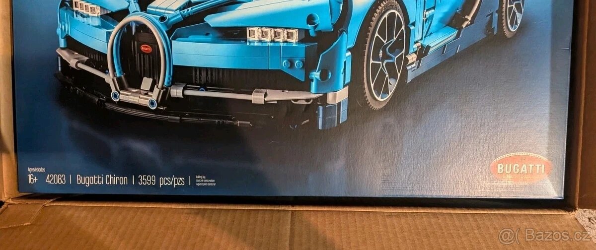 LEGO Technic Bugatti Chiron 42083 - 3