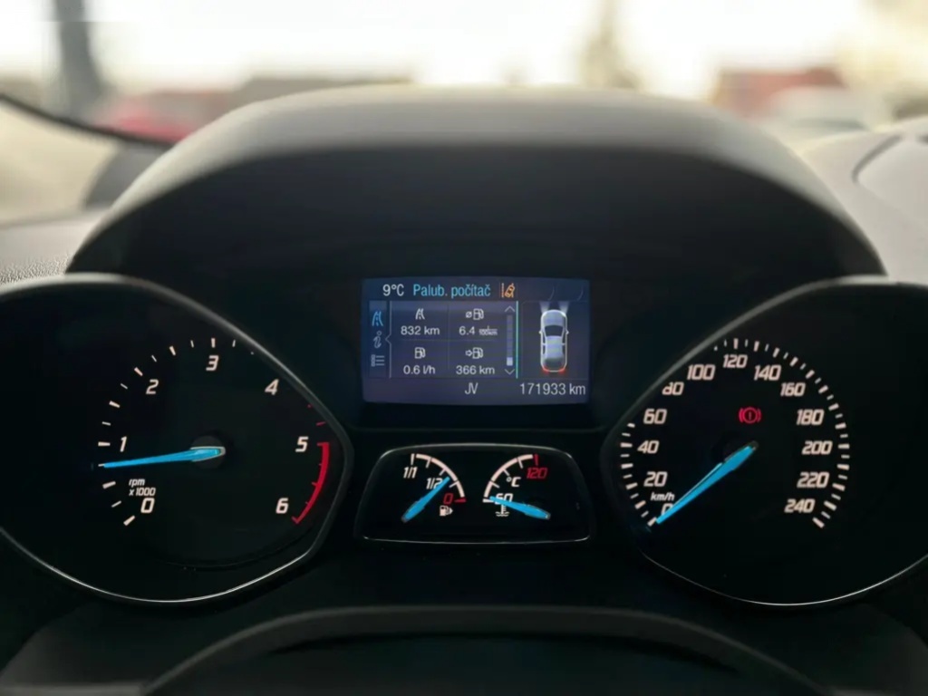 Ford Kuga, Titanium 4x4 2.0DTCi 160 - 3