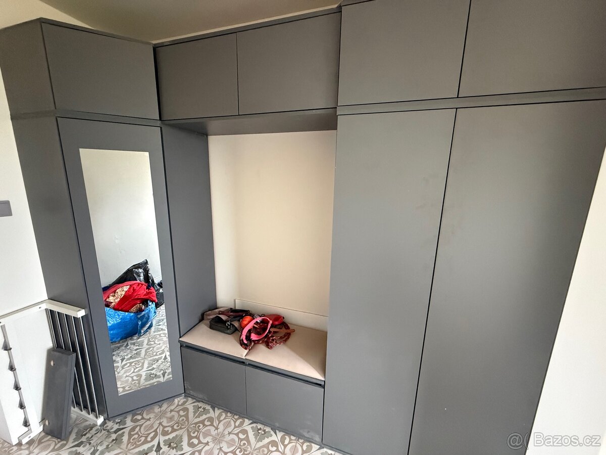 Předsíňová skříň / sestava - 3