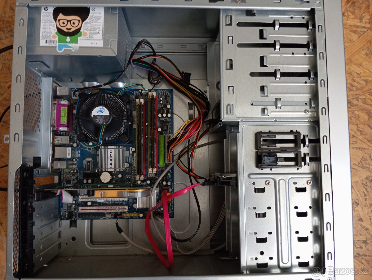 PC - deska: Gigabyte G33M-S2L - 3
