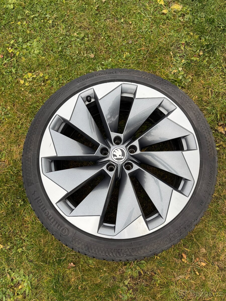 Enyaq R21 Supernova + Continental WinterContact TS870 8 mm - 3