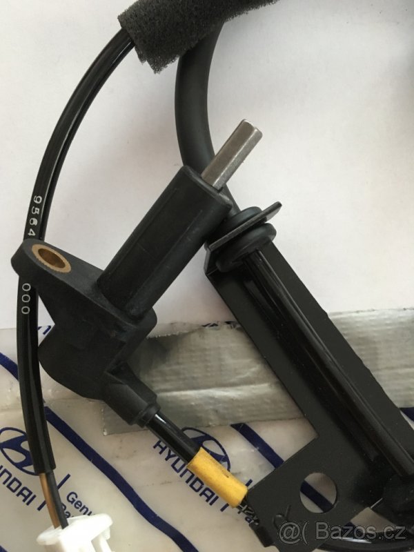 Snímač ABS Hyundai Santa Fe I, 9564026000 - 3