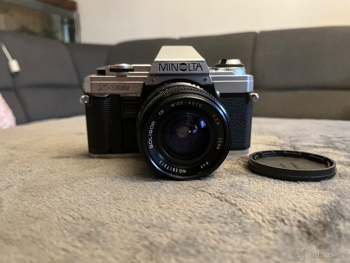 Minolta X-300 + Soligor 28mm f/2.8 - 3