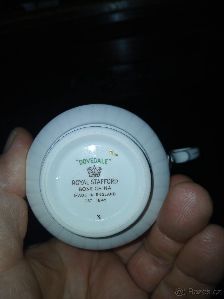 Prodám pět anglických porcelánových čajových šálků.,,ROYAL S - 3