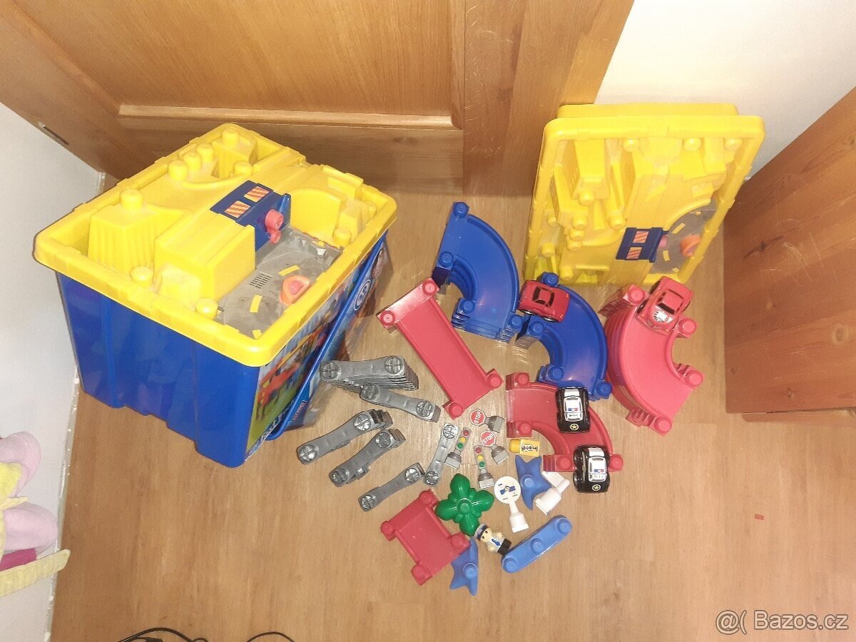 Prodám autodráhu Mega Bloks - 3
