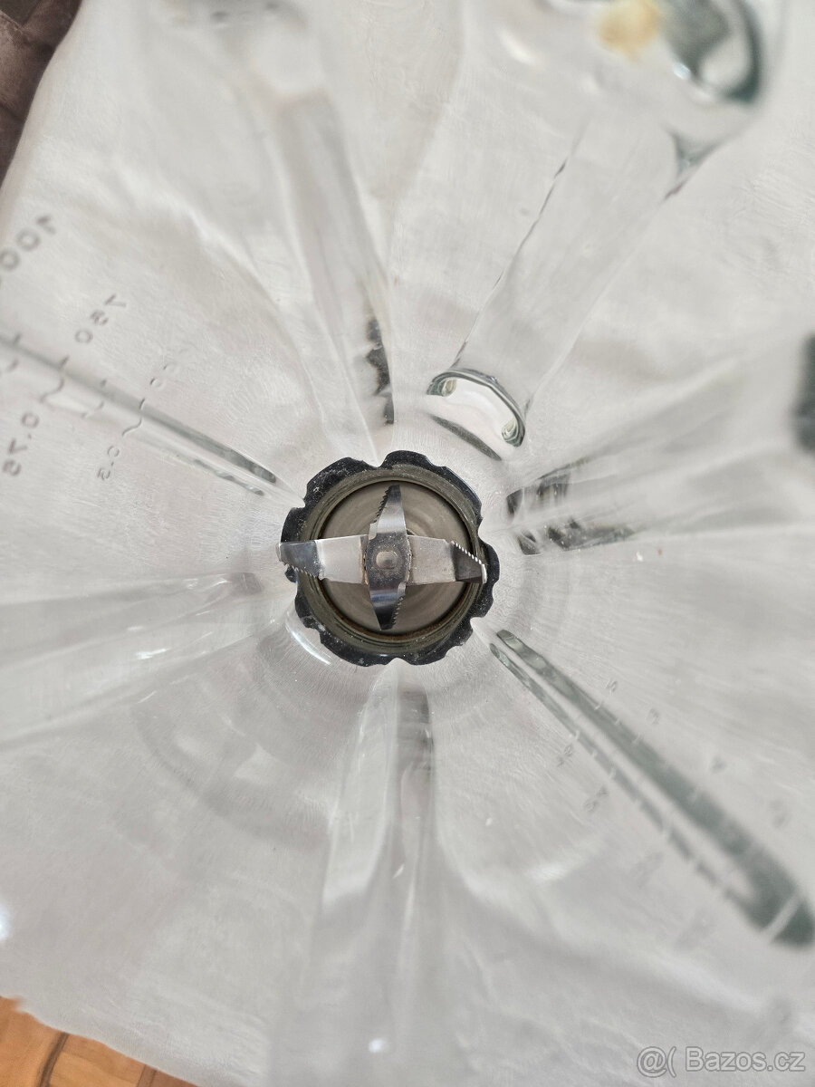 Mixer - skleneny vrsek - 3