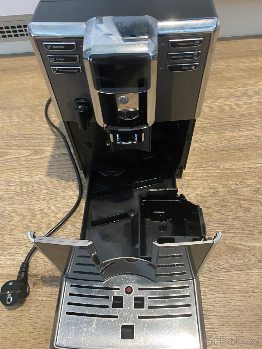 Kávovar Espresso Philips EP5334/10 - 3