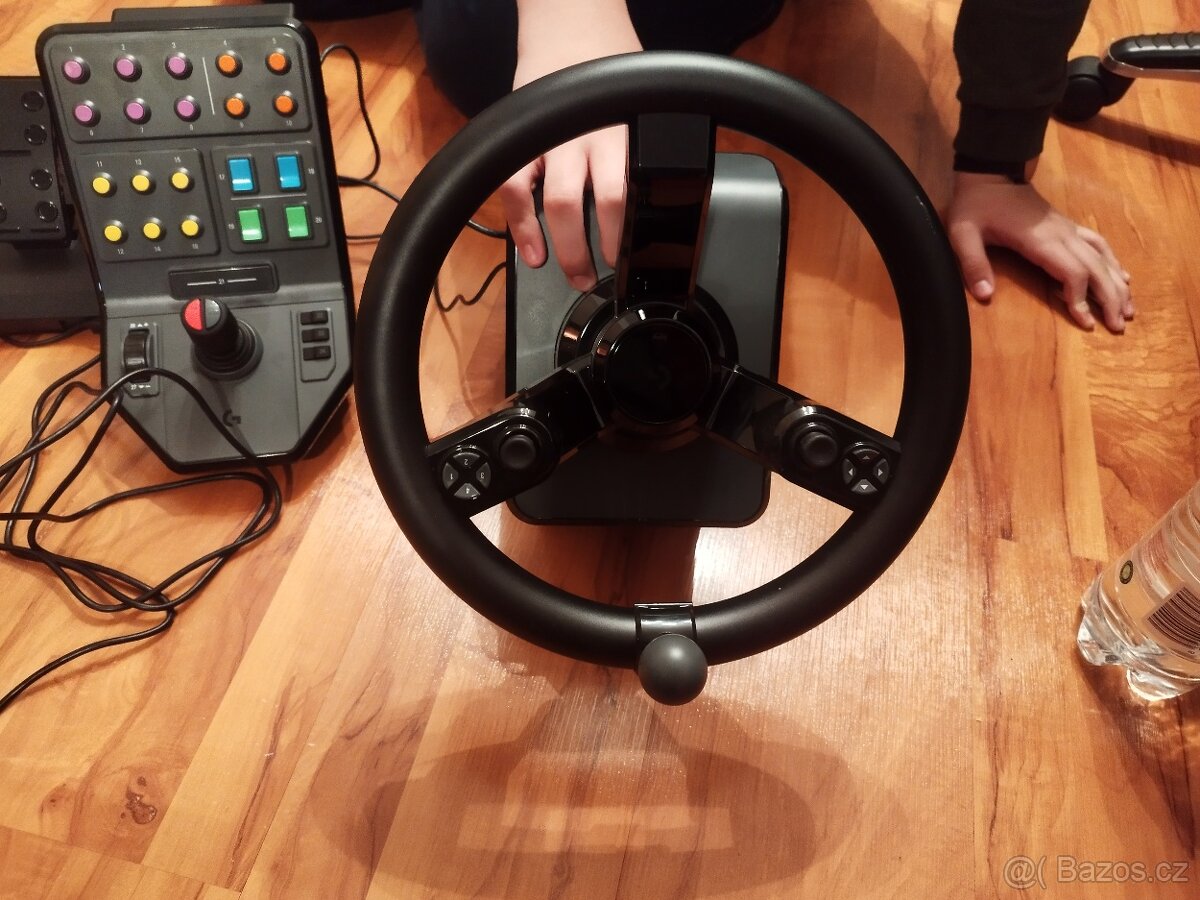 Hravý Equipment bundle. - 3