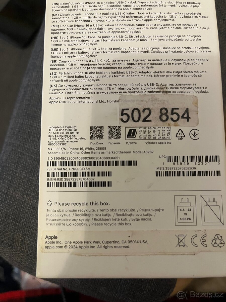 IPhone 16 bílý - 3