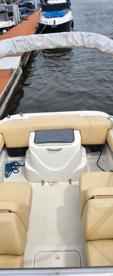 motorový člun Bayliner 602 CUDY - 3