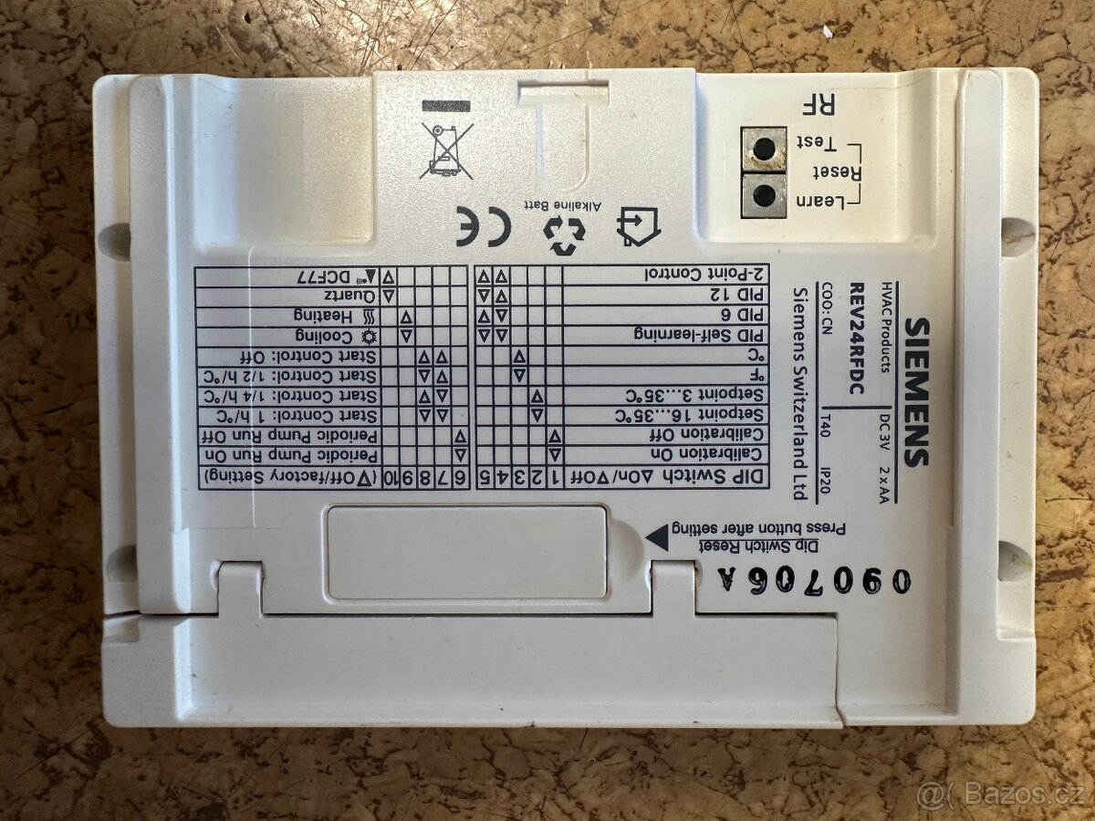 Bezdrátový termostat Siemens REV24RF/SET - 3
