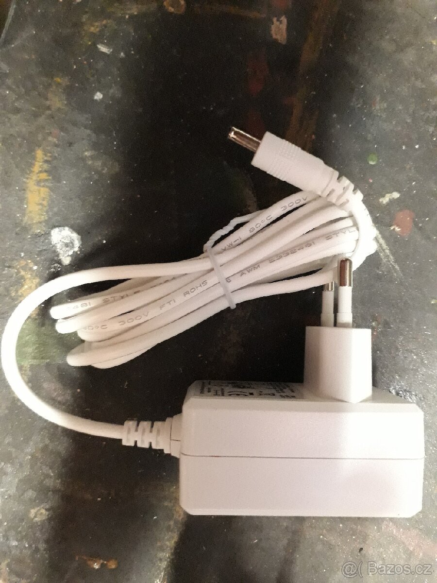 3 ks DC adaptér 240/12 V, max 1.0A, 12 W - 3