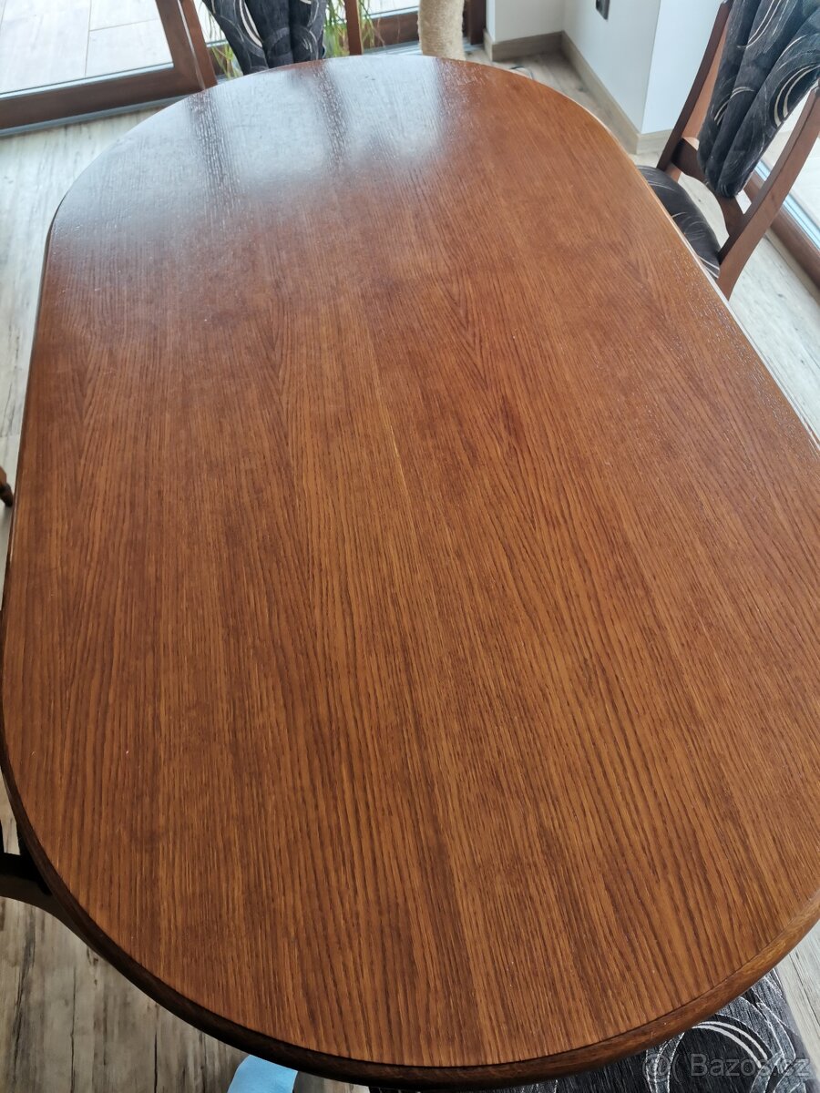 Jídelní stůl a židle - 3