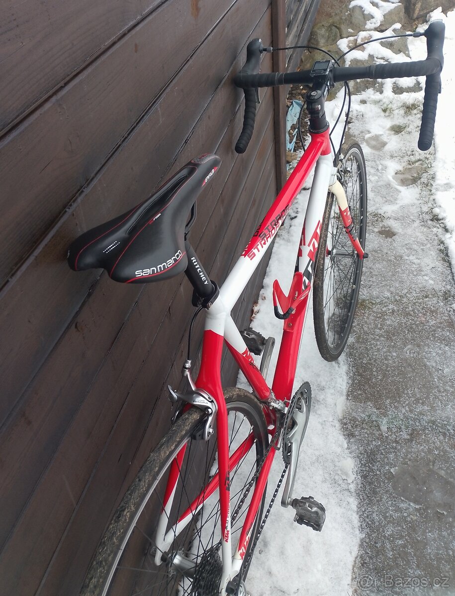 Silniční kolo KTM - 3