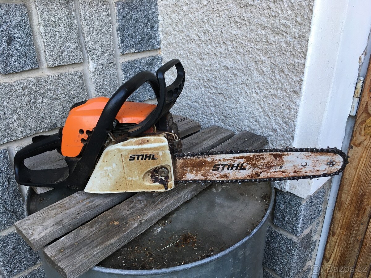 Motorová pila Stihl MS 211 - 3