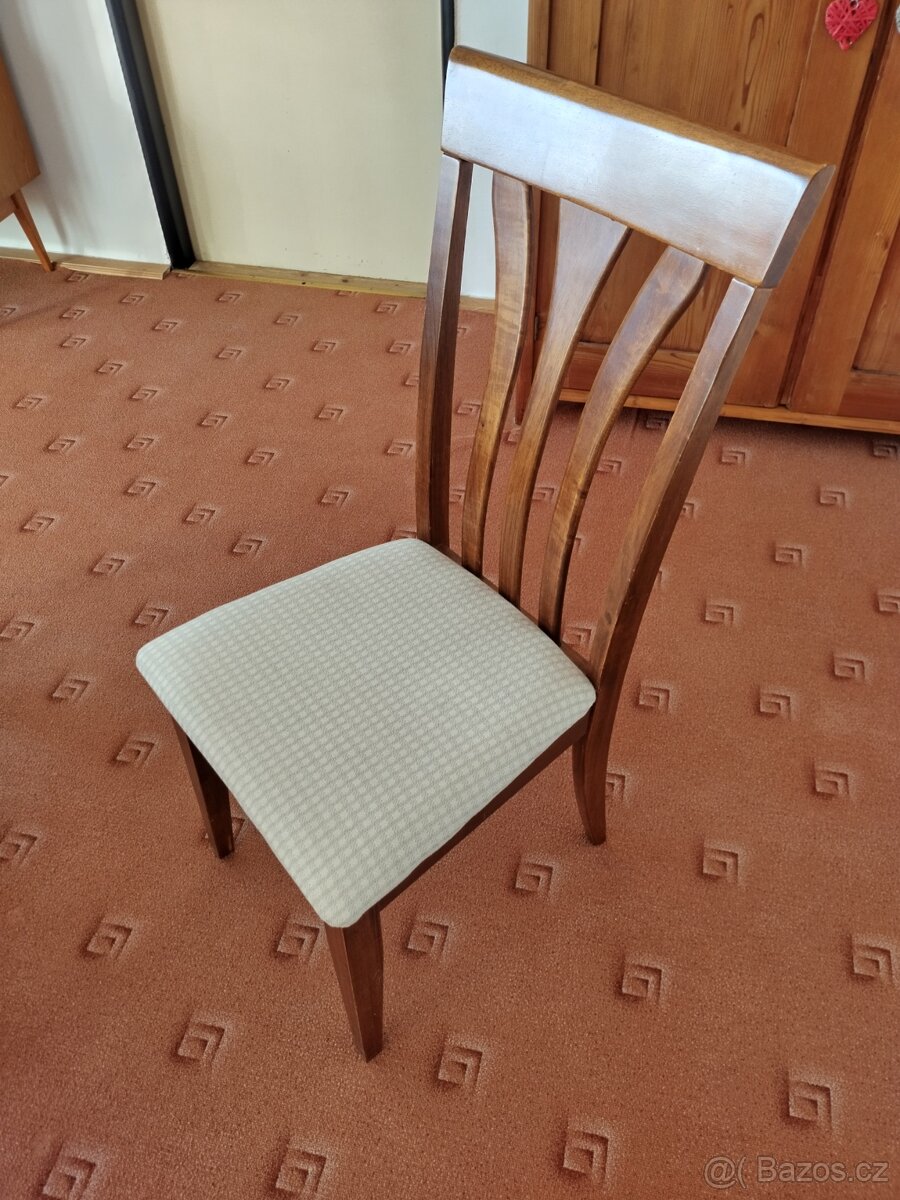 Jídelní stůl a židle - 3