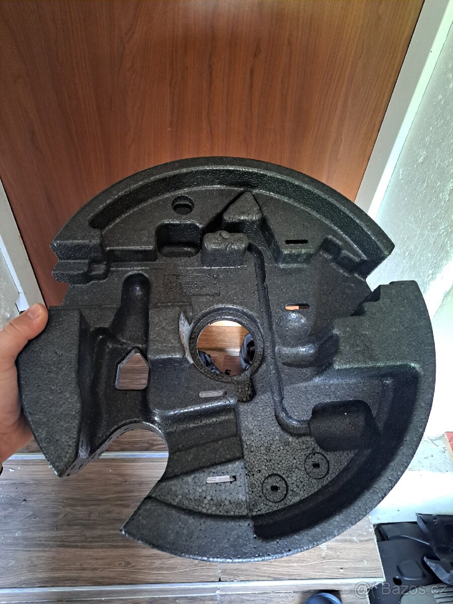 Bmw e60 výplň dna kufru - 3