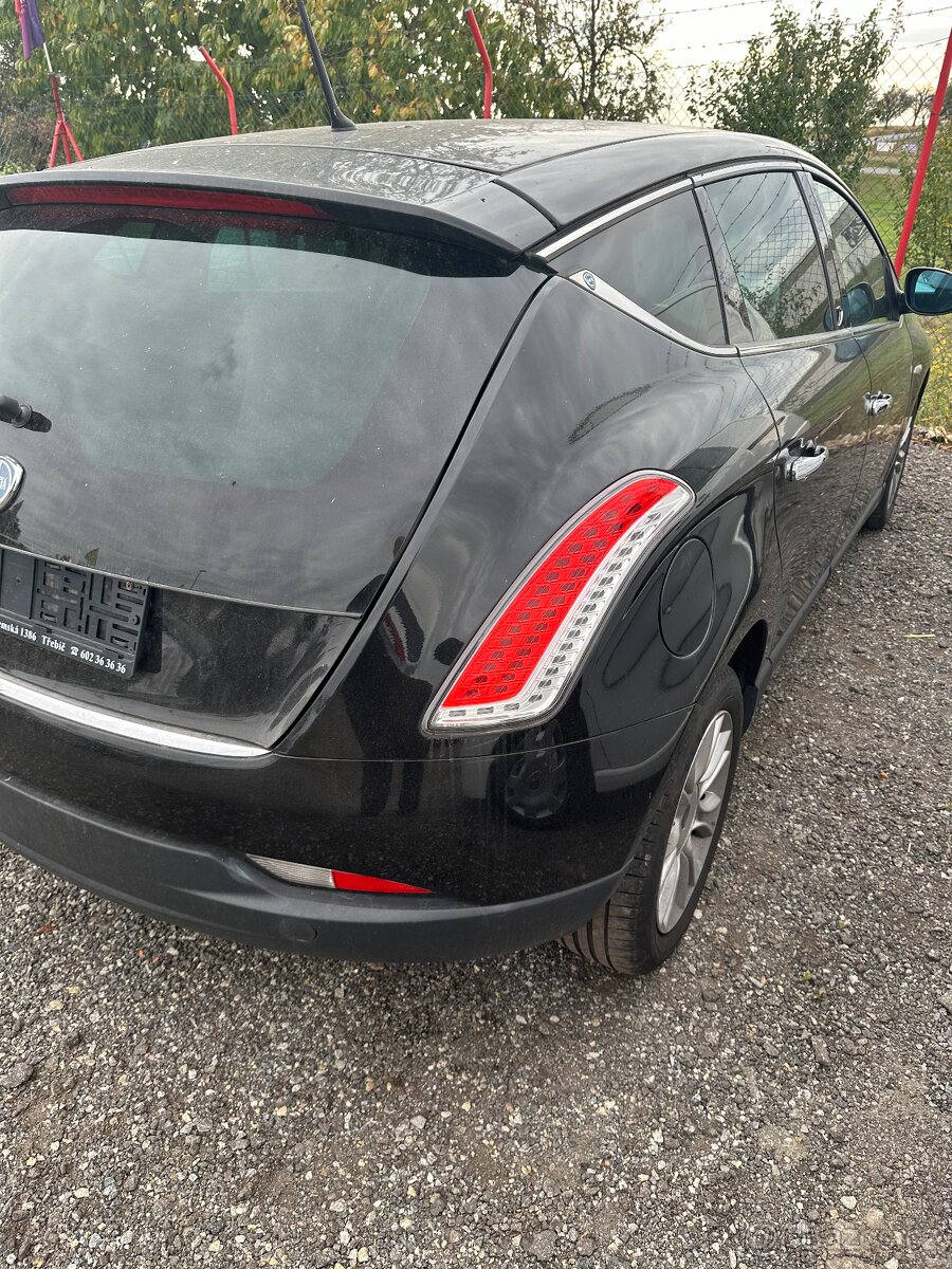 Lancia delta 1,4 - 3