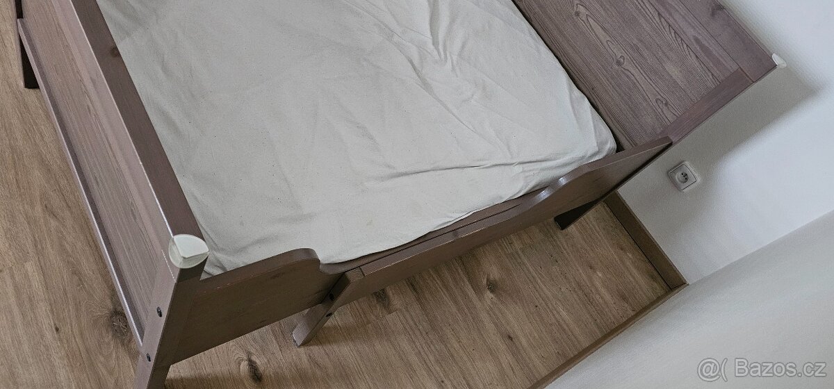 Rostoucí postel IKEA Sundvik hnědá - 3