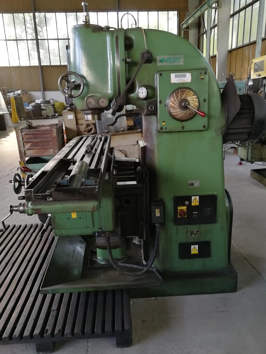 Frézka svislá FA 4V - 3