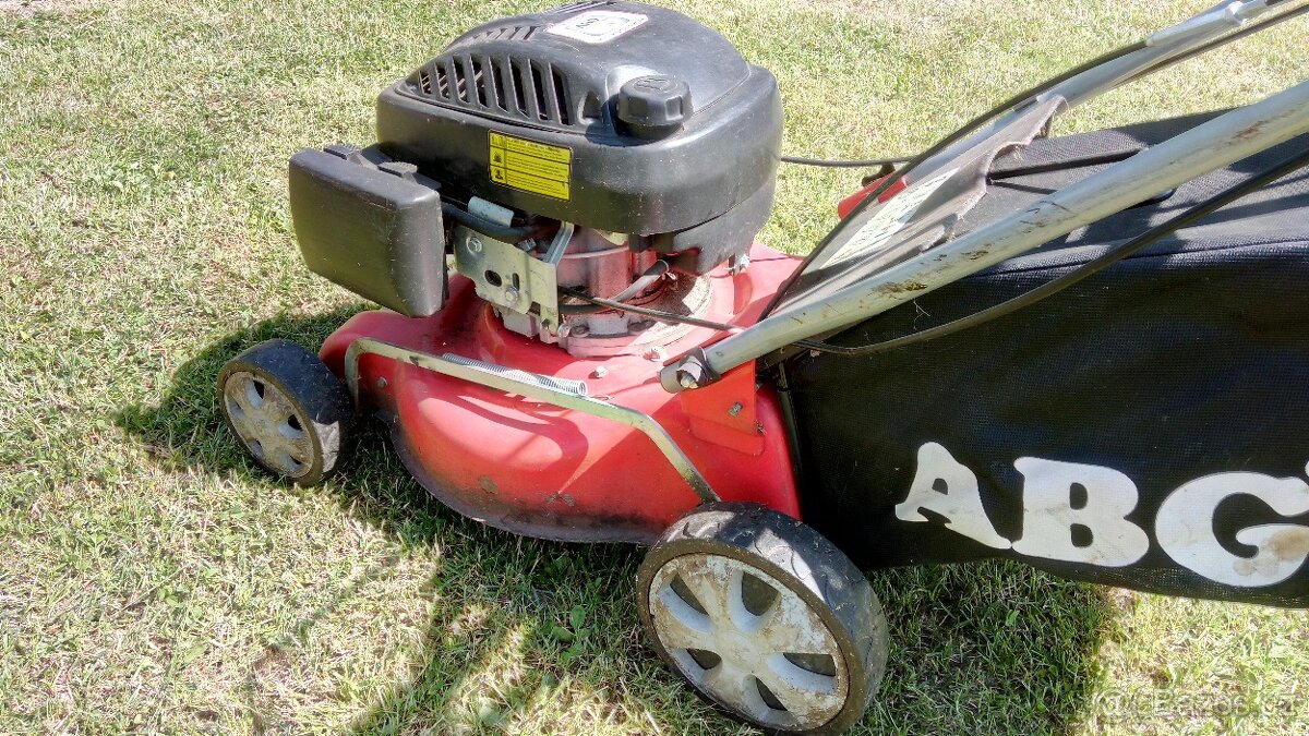 Motorová sekačka - 3