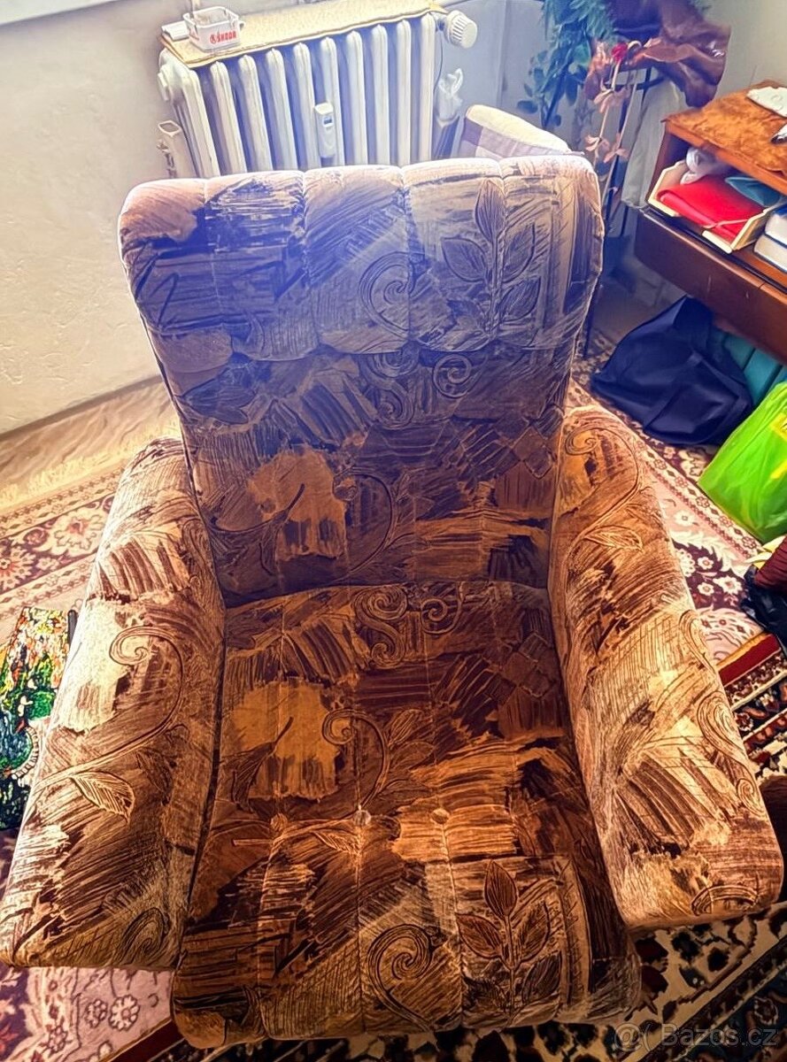 Menší sedačka s dvě křesla - 3