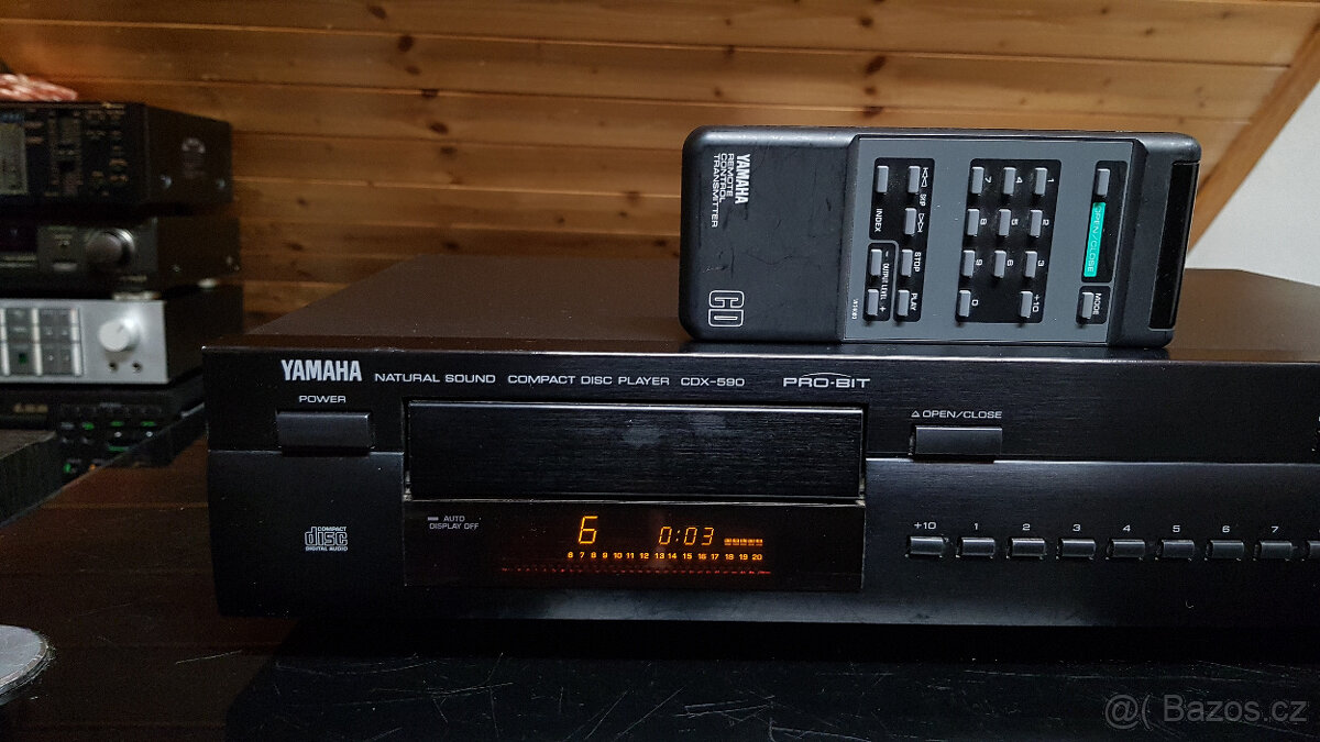 Yamaha CDX-590 Cd přehrávač s DO,Optický výstup - 3