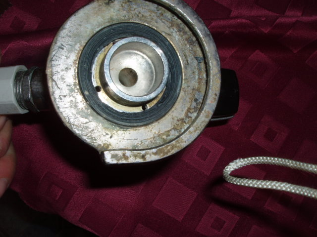 Keg sudy a naražeče, regulátor tlaku - 3