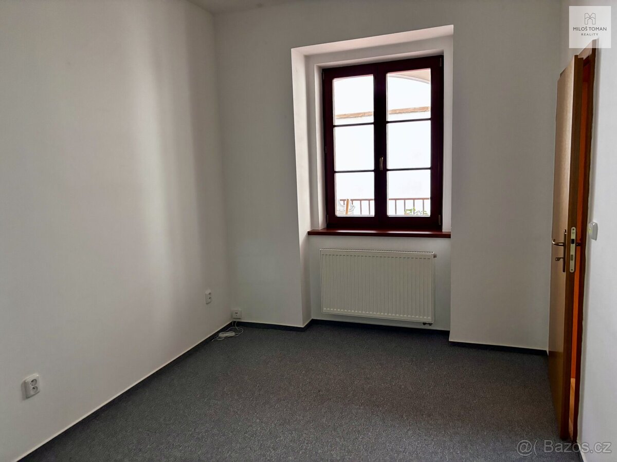 Pronájem, byt 1+1, 38 m, nám. Míru 65, Klatovy - Klatovy I, - 3