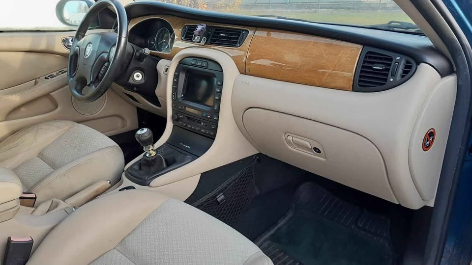 Jaguar X type 2.1 - 3