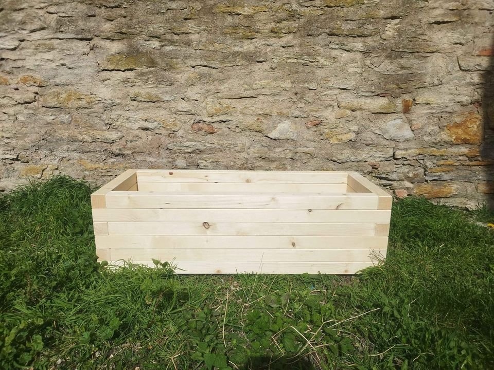 Vyvýšené záhony z masivu - 3