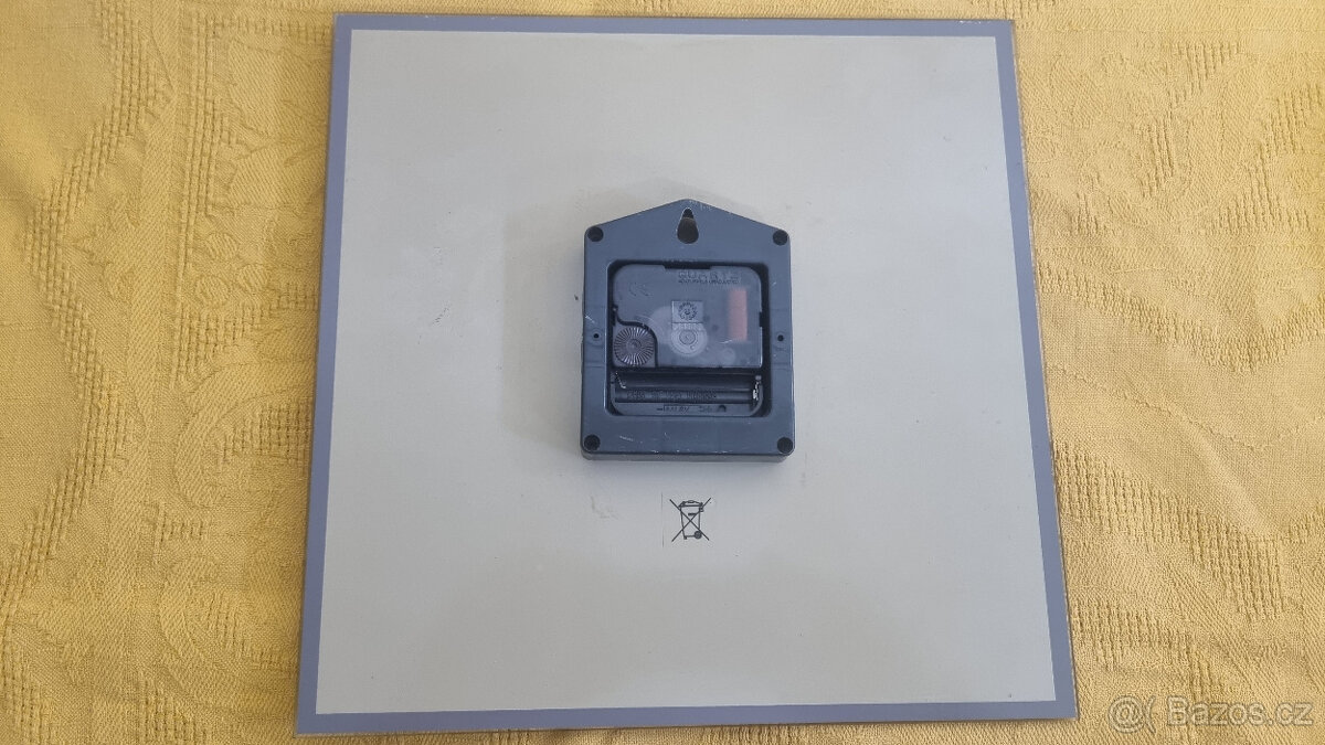 Hodiny nástěnné - 3