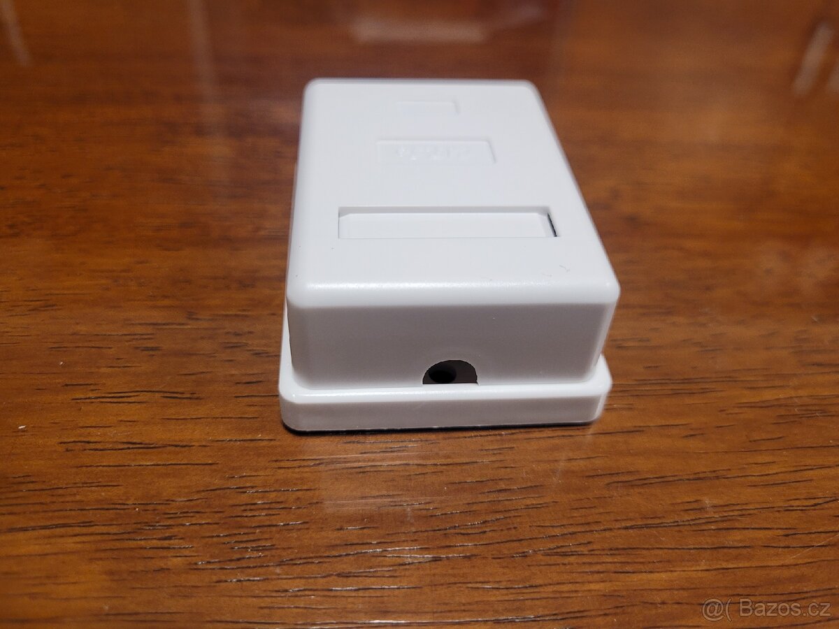 5x síťová zásuvka RJ45 na omítku Datacom. - 3