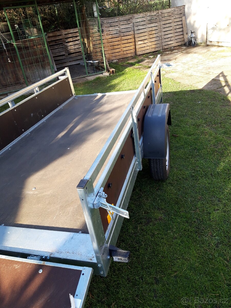 Nákladní přívěs - 3