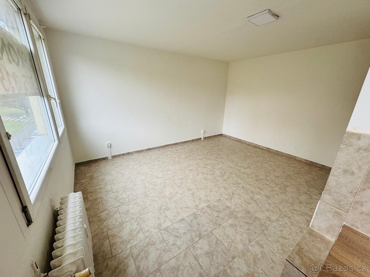 (397) Pronájem, byt 1+kk, 26 m, K. H. Borovského 132/7, Most - 3