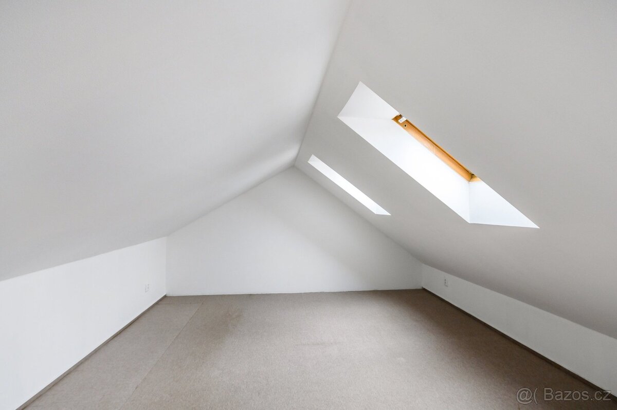 Pronájem bytu 2+kk 68 m², Plzeň - Jižní Předměstí - 3