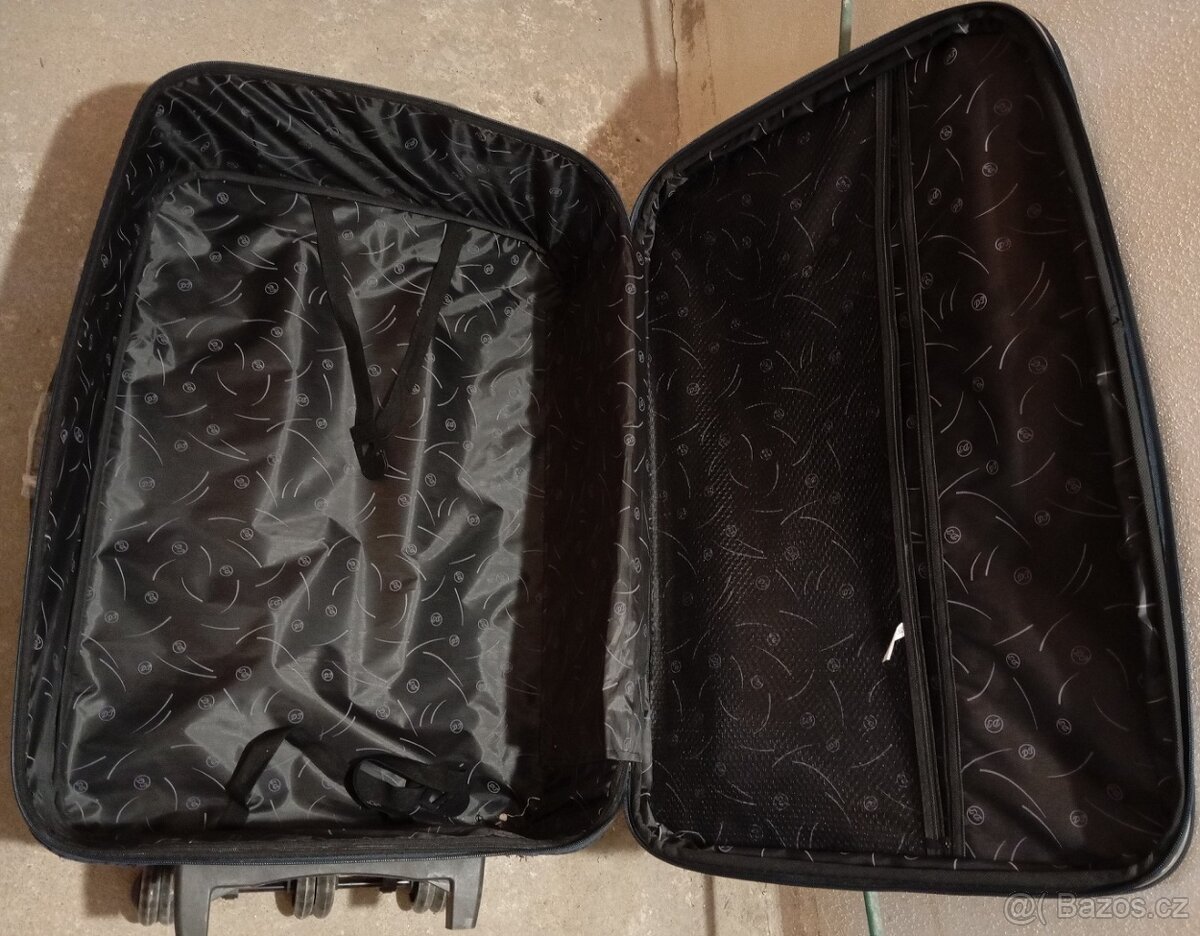 Velký cestovní kufr - 3