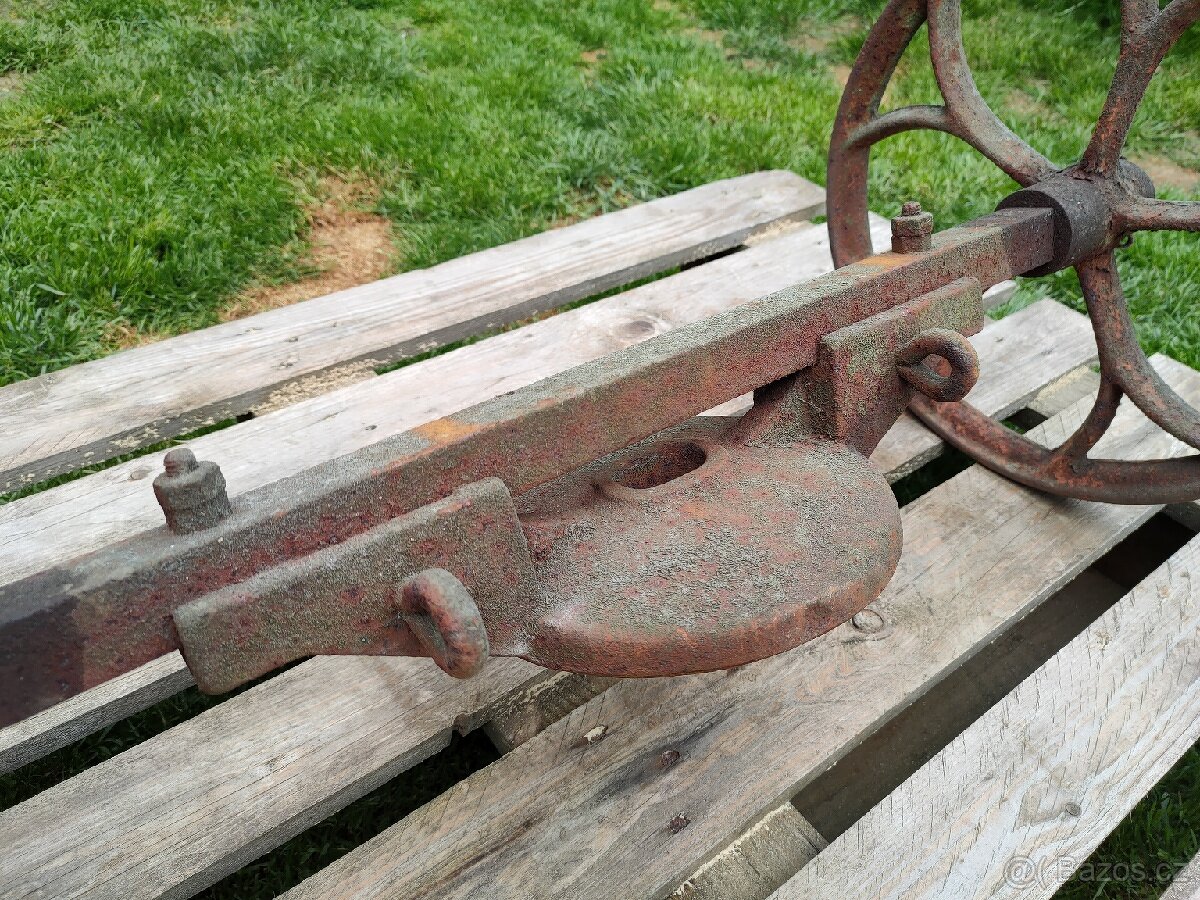 Stabilní motor H. Klíma - náprava - 3