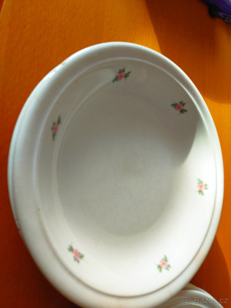 Věci z půdy-retro lžíce, ešus,talíře, plecháčky,konvička,cuk - 3